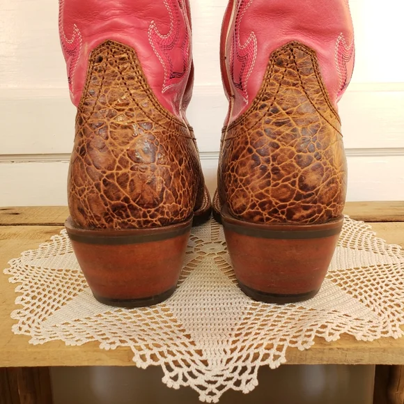 **SOLd*💗💫Ariat Vintage Cowgirl 🌸Barbie Pink🌸 Crossfire Caliente💫💗 8.5B - Picture 11 of 14